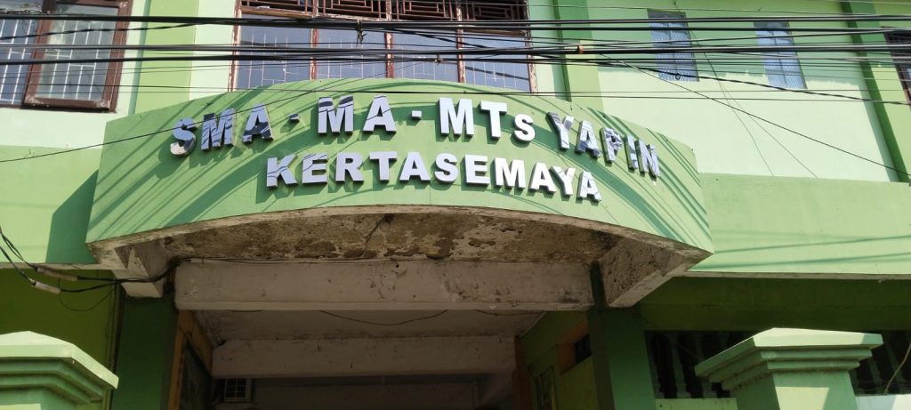 MTs Yapin Kertasemaya Tahan Ijazah Siswa Karena Belum Lunas Administrasi