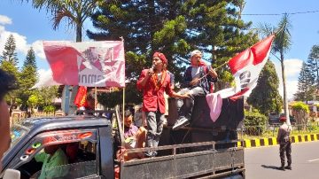 Dugaan Oknum Jaksa Minta Proyek, GMNI PMKRI Kembali Gelar Aksi Di Kejaksaan Negeri Bajawa