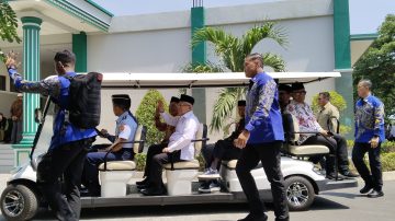 K.H. Ma’ruf Amin Kunjungi Pondok Pesantren Darul Ma’arif Dan Resmikan Universitas