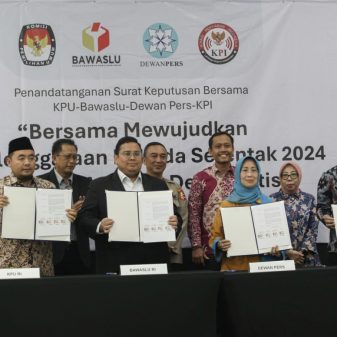 Pastikan Keselamatan Jurnalis Dalam Peliputan Pilkada Serentak : KPU Bawaslu, KPI dan Dewan Pers Tandatangani SKB