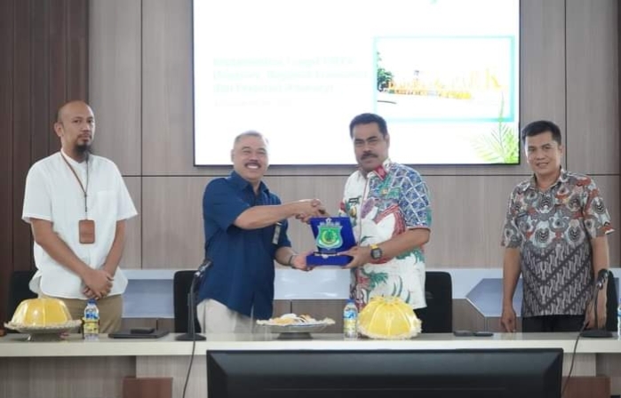 Pj Bupati Pinrang Hadiri FGD Dengan Kepala Kanwil Dirjen Perbendaharaan Dan Tipe A1 Parepare