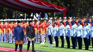 Presiden Prabowo Pimpin Upacara Pelepasan Presiden RI Ke-7, Joko Widodo