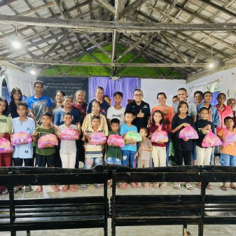 Sambut Natal 2024, Yayasan GPS Berbagi Kasih Dengan Yatim Piatu di Sabu Raijua