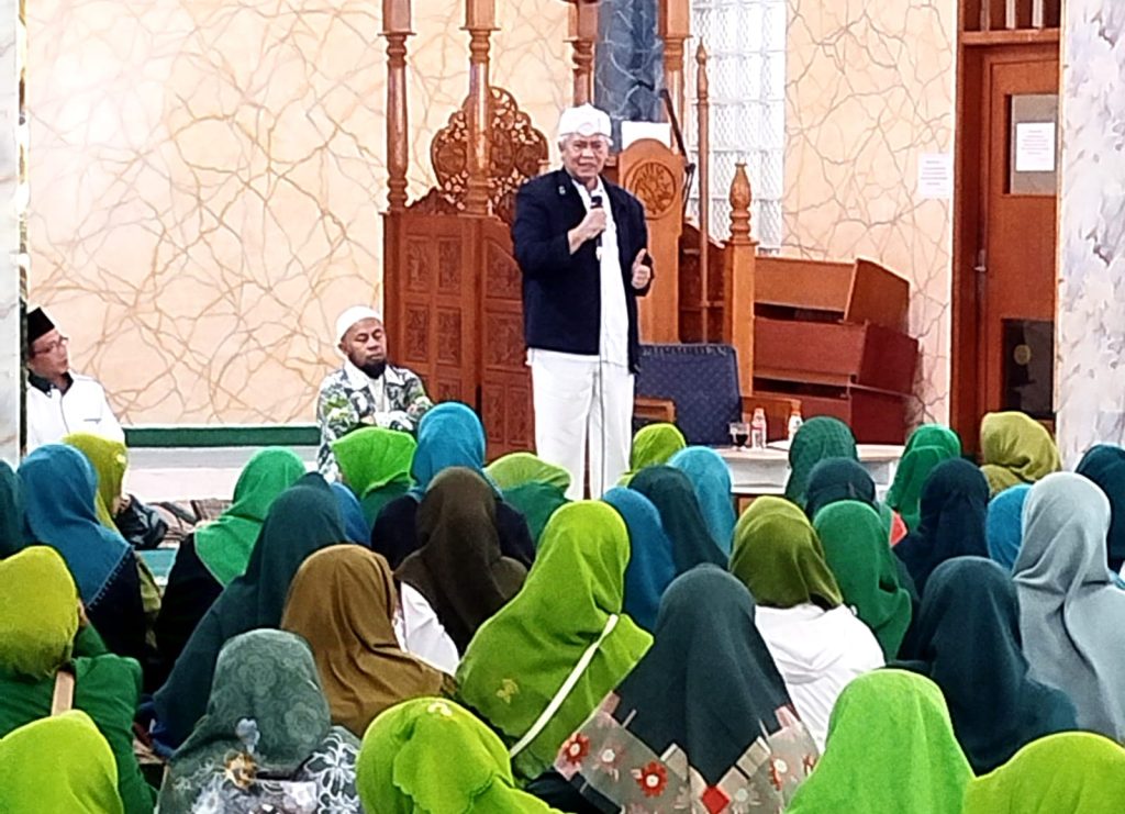 Abah H Anton Charliyan: “faham sejarah syiar islam di nusantara, serta budaya dan indentitas kebanggan sebagai suatu bangsa”