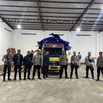 Pilkada Ngada 2024 : TNI Polri Kawal Ketat Kotak Suara Ke Gudang Logistik KPU