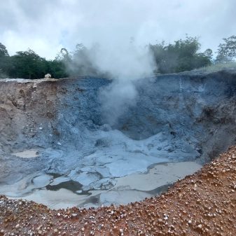 Waspada Area Panas Bumi Wogo Ngada, Remaja Ini Nyaris Korban