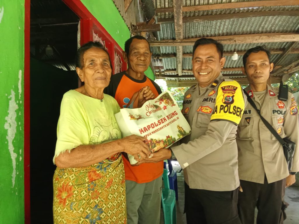 Kapolsek Riung Silaturahmi Dengan Sejumlah Purnawirawan Polri dan Mitra Kamtibmas