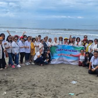 Family Gathering Yayasan Sarang Rajawali, Bangun Kebersamaan Sesama Lansia