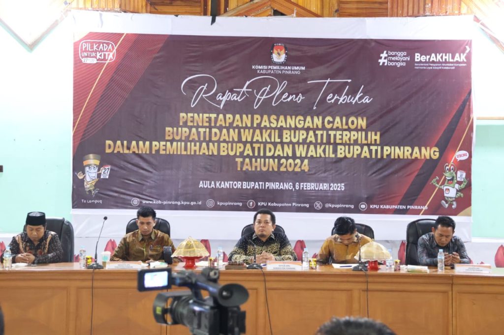 KPU Pinrang Menetapkan Pasangan H.A.Irwan Hamid dan Sudirman Bungi Sebagai Bupati Terpilih.