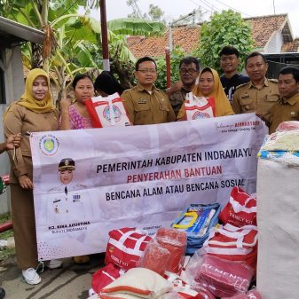 Dampak Curah Hujan Tinggi, Puluhan Rumah Blok Pipisan, Desa Kedokan Agung Terendam Banjir.