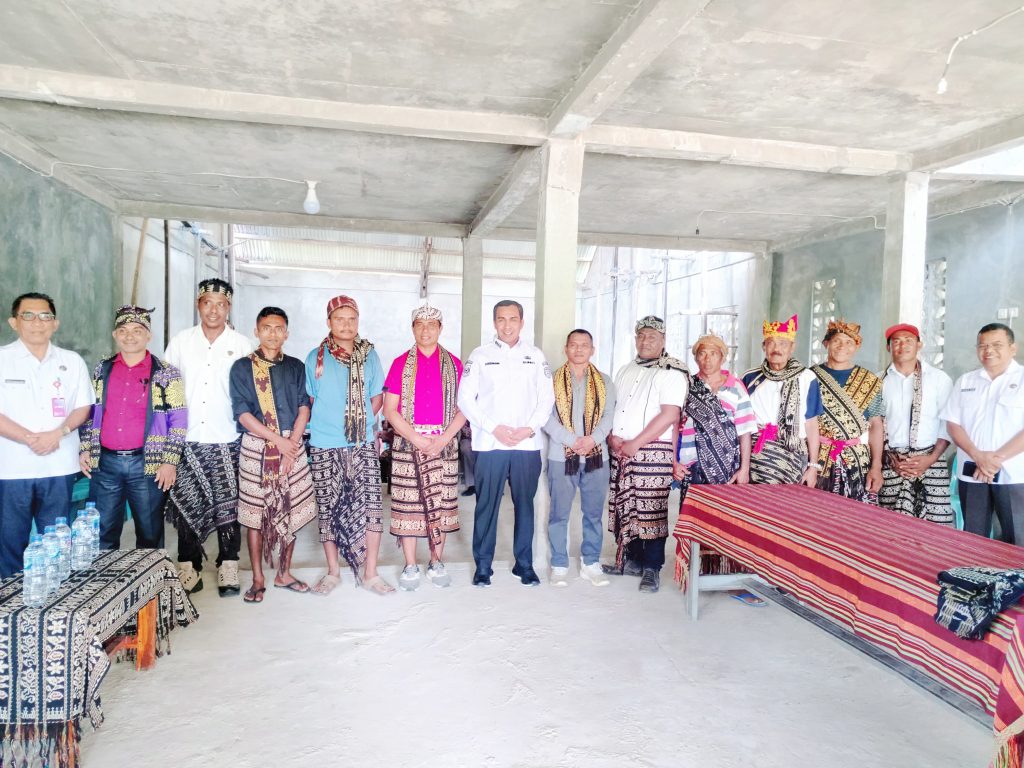 Hadiri Syukuran Pengukuhan Kepala Suku Natadu di Sabu Raijua, Ini Pesan Bupati Krisman