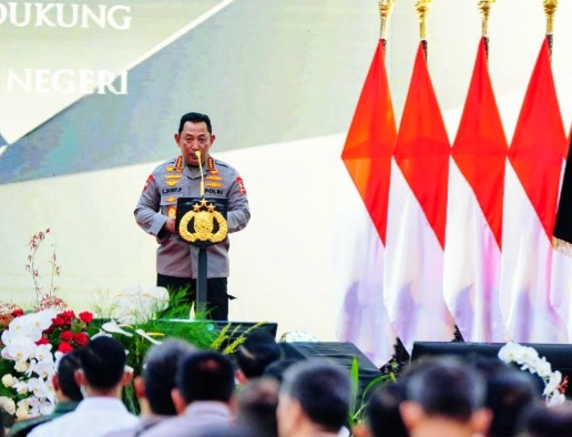 Gugur Lerai Bentrok di Maluku Utara, Kapolri Anugerahi Kenaikan Pangkat Anumerta Husni