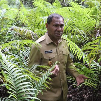 Wagub NTT Johni Asadoma Ajak Warga Kunjungi Wisata Hutan Rindang Oeluan