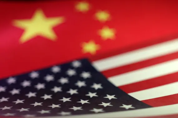 Tiongkok Naikan Tarif Pajak atas Produk Amerika 125 Persen