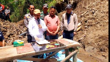 Bupati Ngada Raymundus Bena Resmikan Penataan Sumber Mata Air Mukufoka