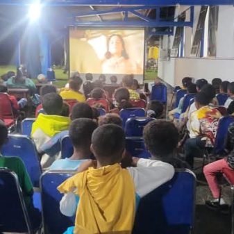 Paskah 2025, Kodam XVIII Kasuari Gelar Nobar Film ‘Jesus Sang Mesias’ Bersama 150 Anak