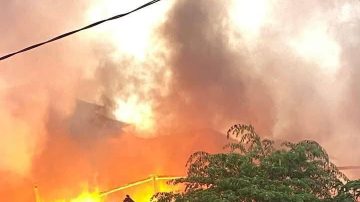 Kebakaran Hebat di Pasar Desa Sandana, Tujuh Rumah Ludes Dilalap Api