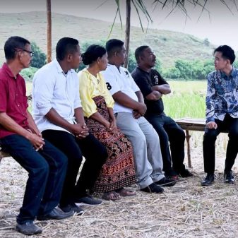 Di Pondok Sawah Desa Kolisia Sikka Flores Wapres Gibran Dengarkan Keluh Kesah Petani
