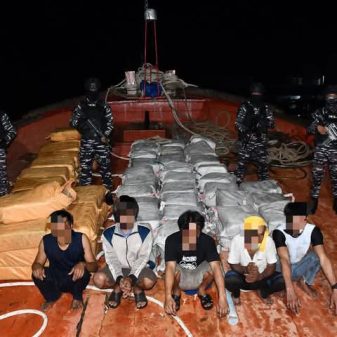 TNI AL Tanjung Balai Karimun Gagalkan Penyelundupan Ribuan Kilogram Narkotika Lintas Negara