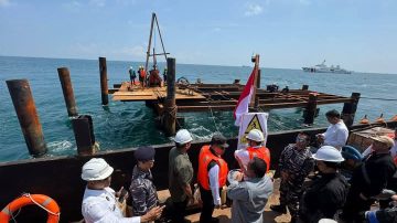 Kemenko Polkam Pantau Progres Menara Suar Karang Singa Perbatasan Indonesia Singapura Malaysia