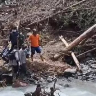15 Korban Banjir Bandang Kampung Jim Papua Barat  Ditemukan