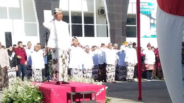 Perayaan Hardiknas 2025 Cirebon Suguhkan Corak Tradisional