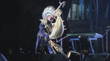 Pertunjukan Seni Budaya Ayo Bangun NTT Sambut Kunker Wapres Gibran di Kupang