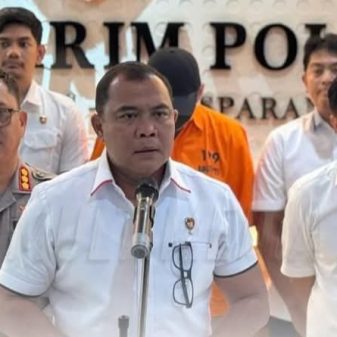 Polri Ungkap Pasar Gelap Bahan Kimia Sianida Terbesar di Indonesia