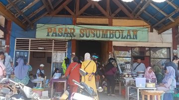 Pasar Susumbolan Tolitoli Padat Pengunjung Jelang Idul Adha 1446 H