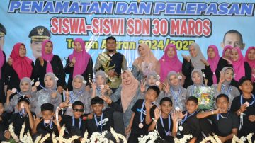 97 Anak Didik Dari SDN 30 Turikale Ikuti Penamatan Serta Pelepasan di Gedung Serbaguna Maros