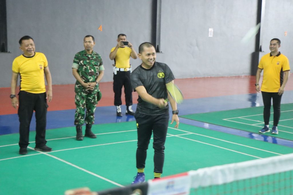 Polres Indramayu Gelar Turnamen Bulutangkis Sambut Hari Bhayangkara ke-79