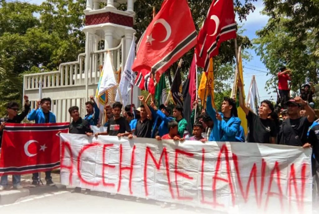 Pengibaran Bendera Bulan Bintang di Aceh, APH Tempuh Persuasif