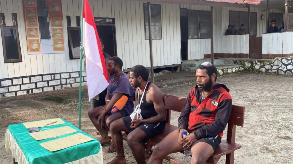 Tiga Mantan Anggota OPM Kembali ke Merah Putih