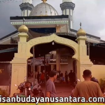 Idul Adha 1446H Masjid Agung Al-Ghuraba Baiturrahman Bajawa Bagikan Daging Kurban Kepada 1700 Penerima