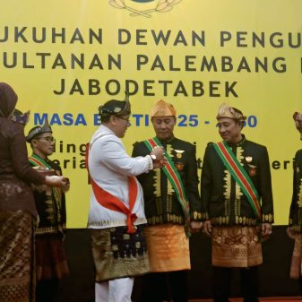 Sultan Palembang Kukuhkan Pengurus Goegoek Kesultanan Palembang Darussalam Jabodetabek, Hotel Aston Kota Bekasi