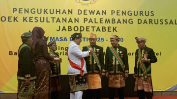 Sultan Palembang Kukuhkan Pengurus Goegoek Kesultanan Palembang Darussalam Jabodetabek, Hotel Aston Kota Bekasi