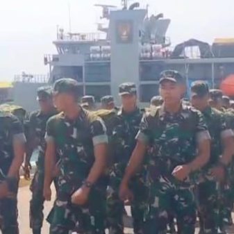 560 Prajurit TNI AD Batalyon 834 Waka Nga Mere Tiba di Nagekeo