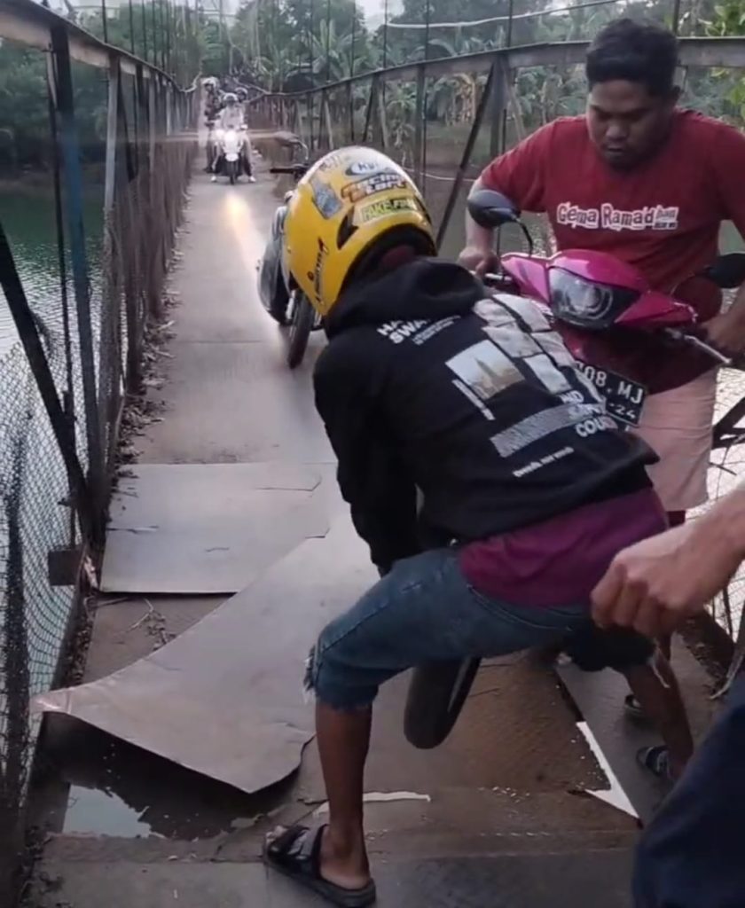 Jembatan Rusak Dibiarkan, LBH PANRITA Kecam Pemerintah Maros: Jangan Nunggu Korban Baru Bergerak!