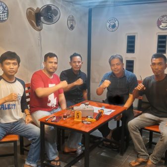 Sejumlah Aktivis dan Jurnalis di Takalar, Tunjuk Muslimin Basri Sebagai Ketua DPC LBH Suara Panrita Keadilan Kab.Takalar