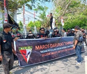 Maros Darurat Tambang Ilegal, Ormas di Maros Geruduk Kantor Bupati