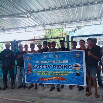 Satlantas Polres Tolitoli Gelar Sosialisasi Safety Riding di Pelabuhan, Sasar Masyarakat dan TKBM