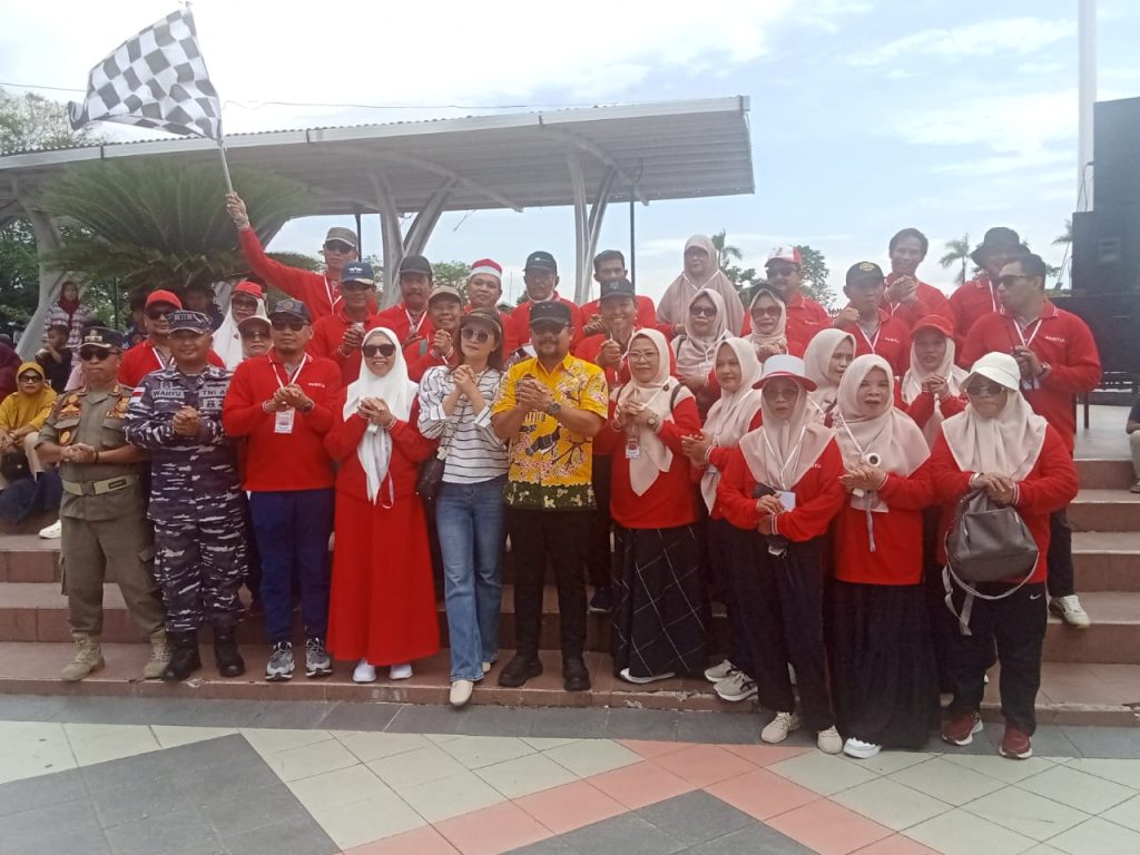 Meriah, Lomba Gerak Jalan SD dan SMP se-Kabupaten Tolitoli Resmi Dibuka Sekda Tolitoli