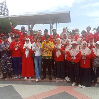 Meriah, Lomba Gerak Jalan SD dan SMP se-Kabupaten Tolitoli Resmi Dibuka Sekda Tolitoli