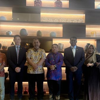 Pertemuan Strategis Maharaja Kutai Mulawarman, Arus Jaya Group, dan PLN Dorong Pemajuan Energi Hijau di Indonesia