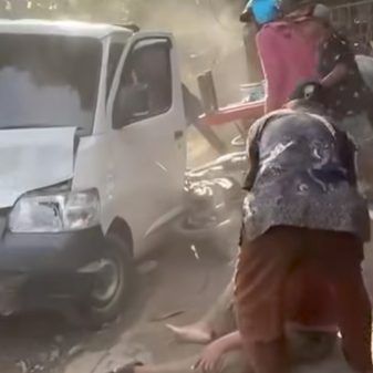 Mobil Pickup Putih Hantam Pedagang di Maros, Keluarga Minta Pelaku Ditindak Tegas