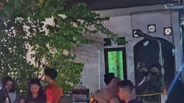 Tragis, Satu Keluarga ditemukan Tewas Terkubur di Dalam Rumah.