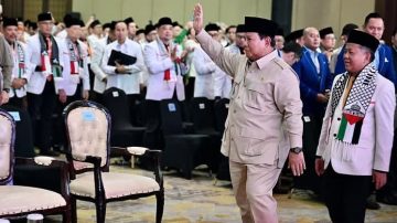 Presiden Prabowo Tegaskan Komitmen Bangun Ekonomi Rakyat Perumahan dan Pendidikan