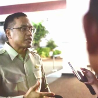 Presiden Panggil Dirut Pertamina Bahas Distribusi BBM ke SPBU Swasta