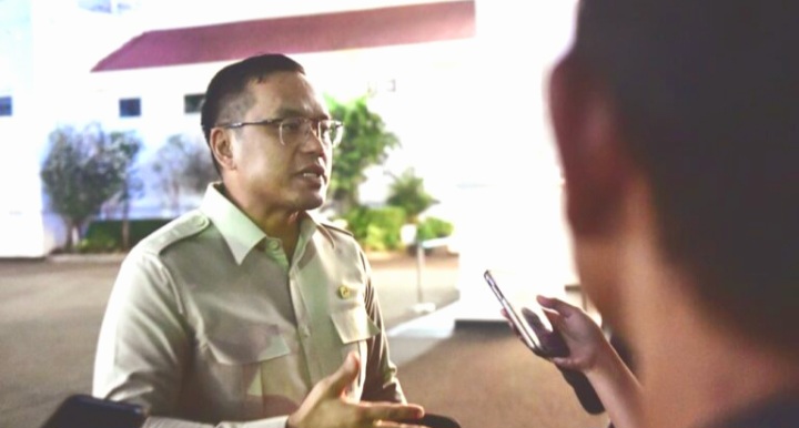Presiden Panggil Dirut Pertamina Bahas Distribusi BBM ke SPBU Swasta