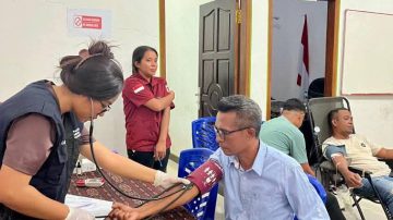 Rayakan Hari Sumpah Pemuda Dengan Donor Darah, Bawaslu Sabu Raijua dapat Dukungan Banyak Pihak